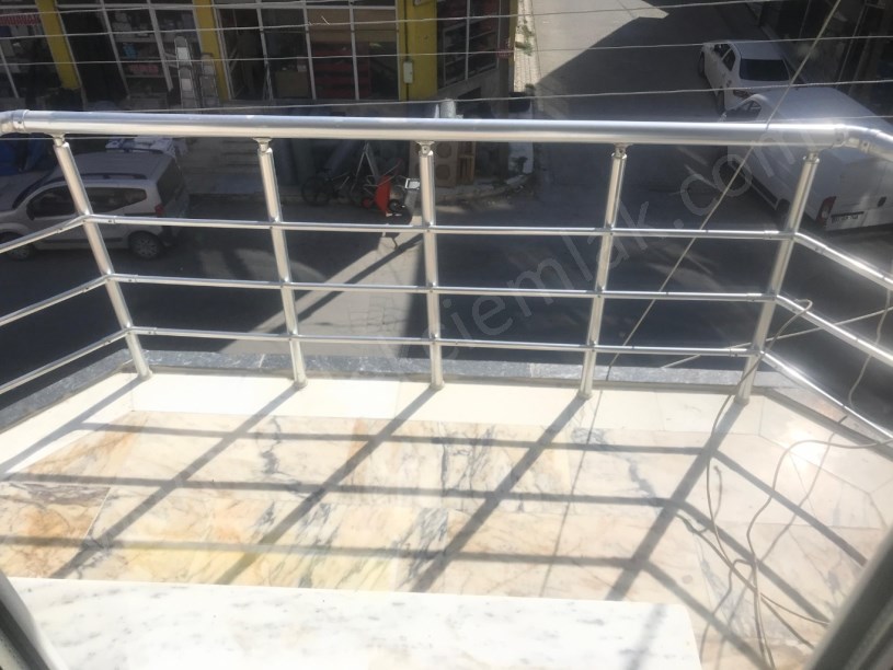 YURT İÇİ KARGO KARŞISINDA KİRALIK 3+1