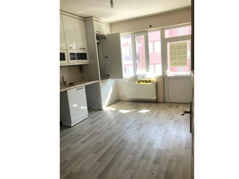 YURT İÇİ KARGO KARŞISINDA KİRALIK 3+1