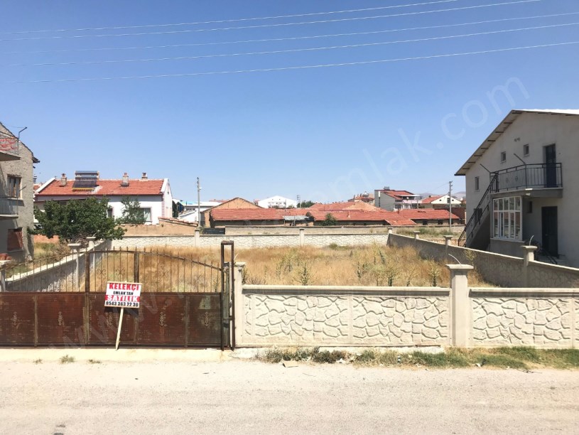 BUCAK MAHALLESİ ÇAKIL SOKAKTA  GÜNEY CEPHELİ ARSA