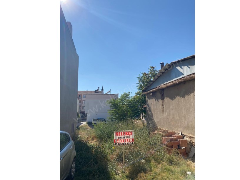YENİCE MAHALLESİNDE ARSA