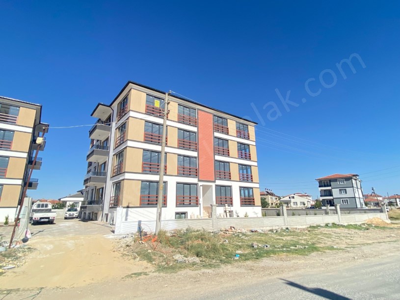 ÇEVRE YOLUNA YAKIN SIFIR KİRALIK 3+1
