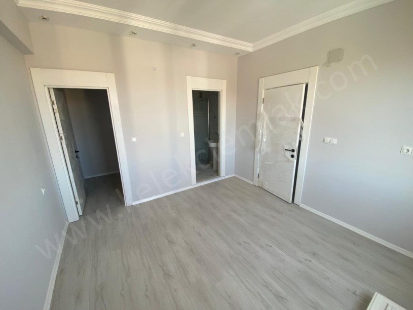 FEN LİSESİ KARŞISINDA KİRALIK  SIFIR 3+1 DAİRE