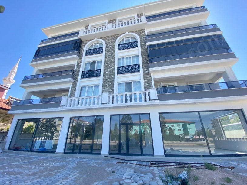 FEN LİSESİ KARŞISINDA KİRALIK  SIFIR 3+1 DAİRE