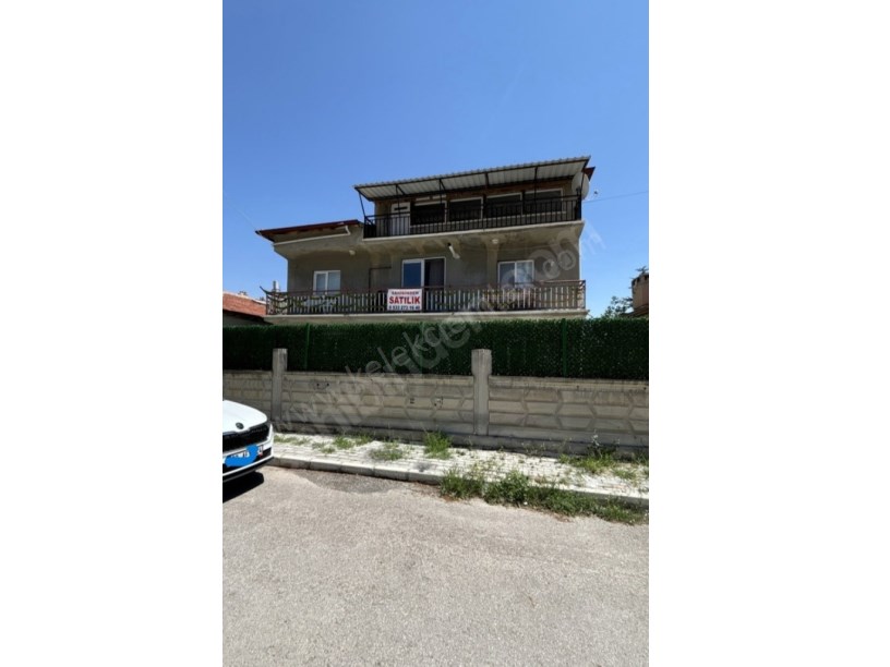 HİSAR MAHALLESİNDE 2 KATLI MÜSTAKİL BİNA