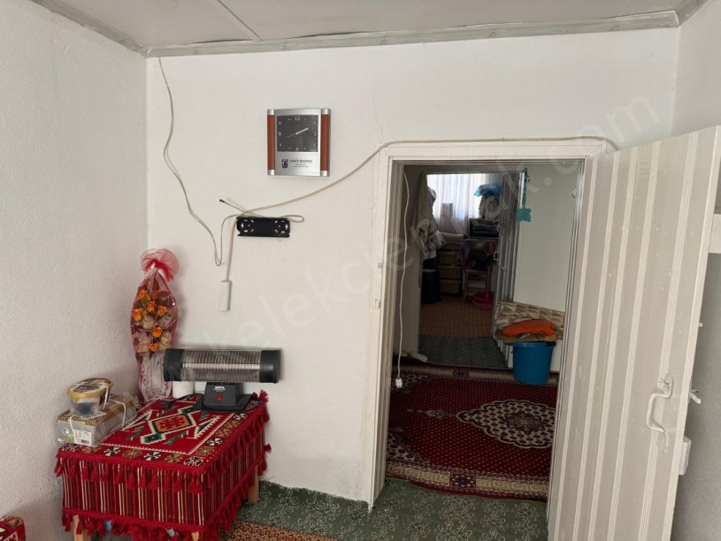 KIRKLAR(AKÇEŞME)MAHALLESİDE MÜSTAKİL EV