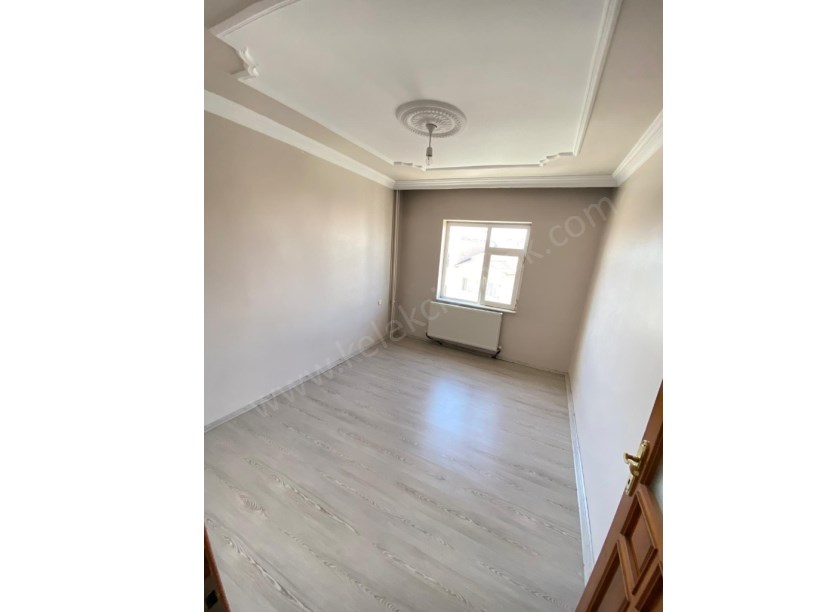 İMARET EVLERİNDE KİRALIK 3+1