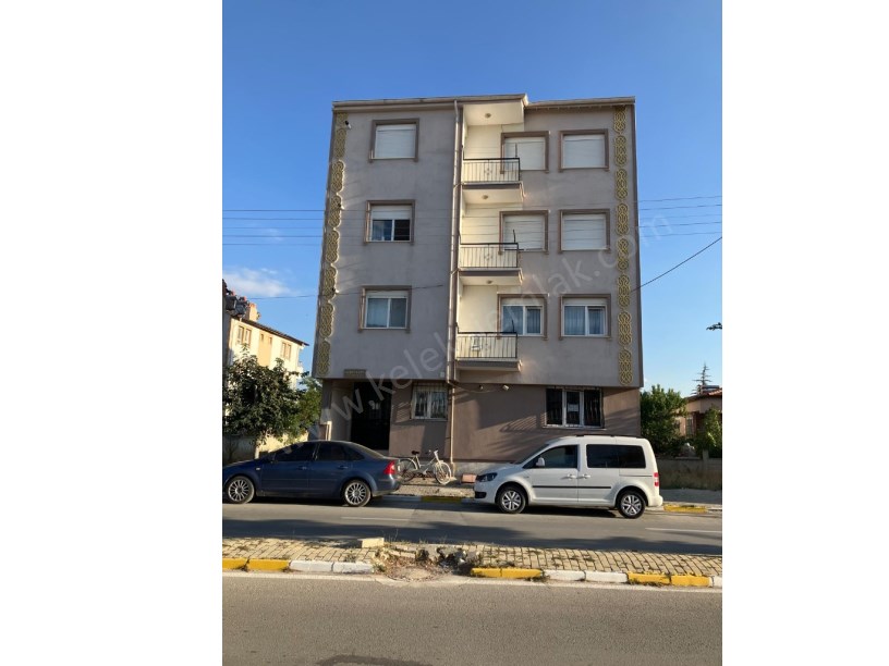 YENİCE MAHALLESİ ALPASLAN TÜRKEŞ CADDESİNDE KİRALIK 3+1