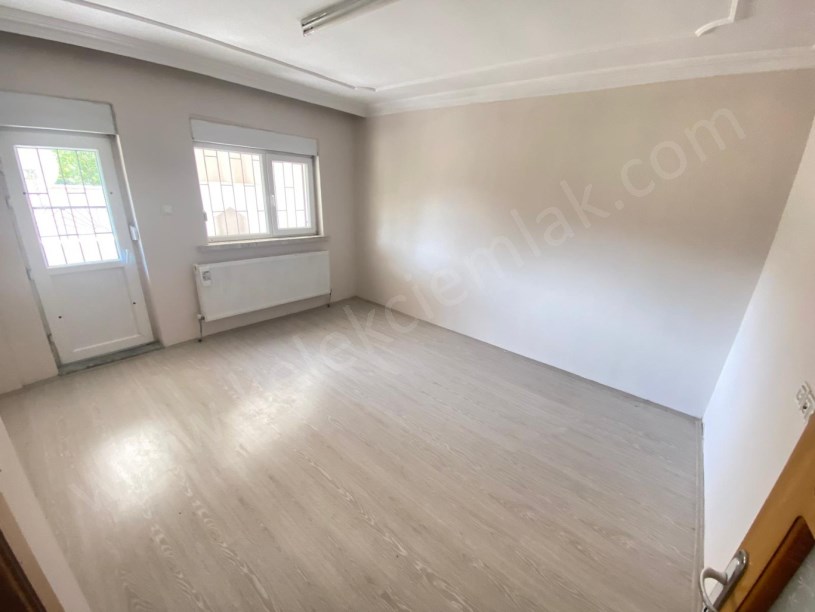 YENİCE MAHALLESİ ALPASLAN TÜRKEŞ CADDESİNDE KİRALIK 3+1