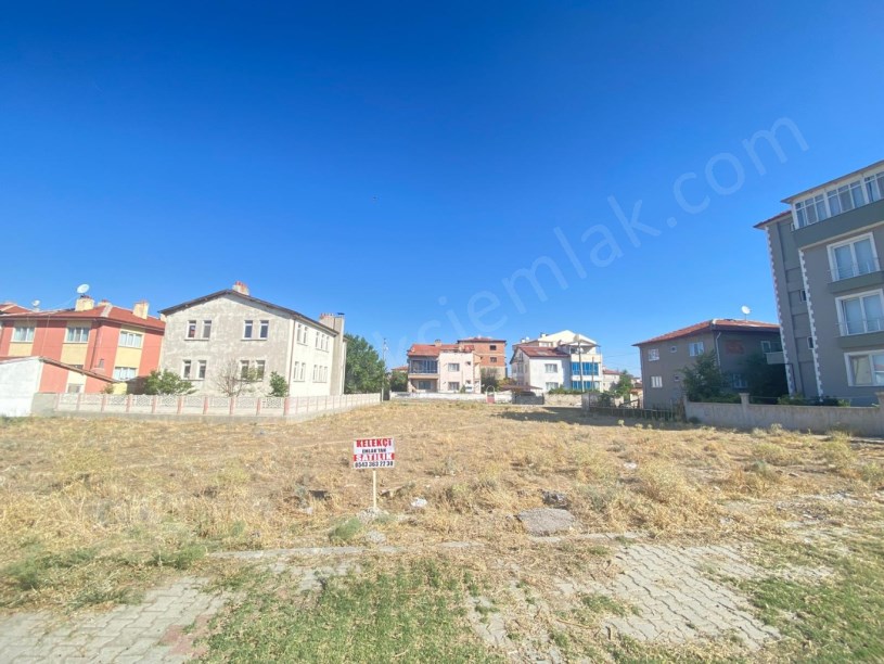 KONAK MAHALLESİ PAPATYA1 CADDESİNDE GÜNEY CEPHELİ ARSA
