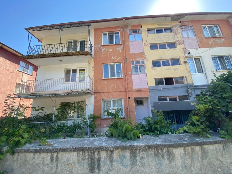 KIRKGÖZ MAHALLESİ İSTASYON CADDESİNDE KİRALIK 2+1
