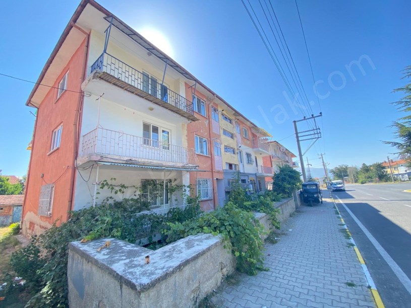 KIRKGÖZ MAHALLESİ İSTASYON CADDESİNDE KİRALIK 2+1