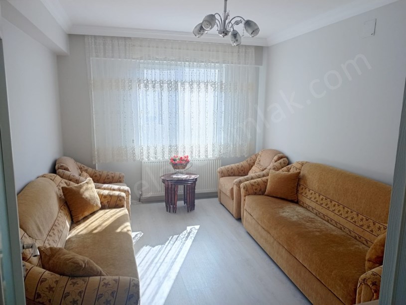 KONAK MAHALLESİNDE EŞYALI 3+1