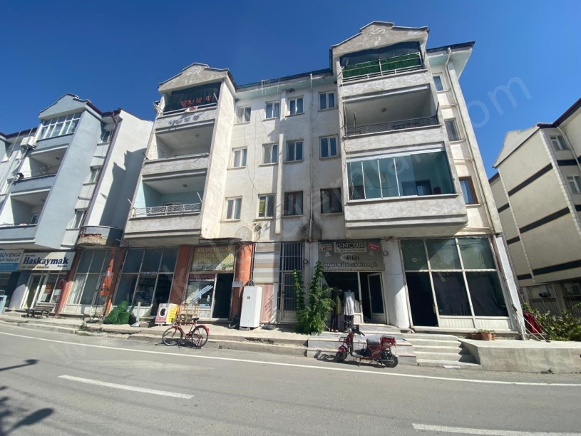 İMARET EVLERİNDE SATILIK   3+1