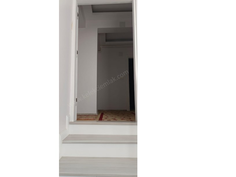 BAĞLARBAŞI MAHALLESİNDE LÜKS VİLLA
