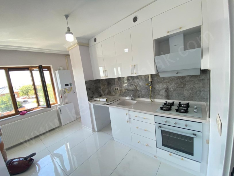 PERŞEMBE PAZARI YANINDA KİRALIK 3+1