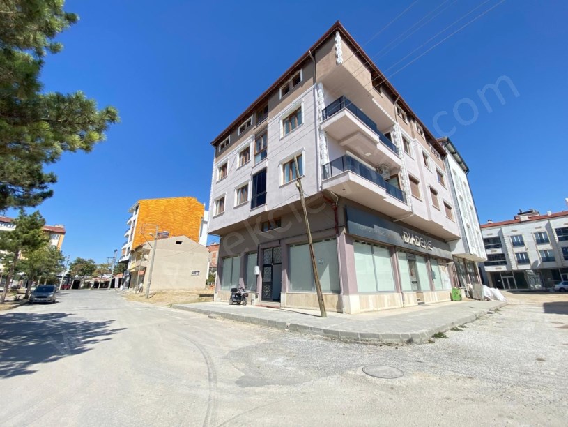 PERŞEMBE PAZARI YANINDA KİRALIK 3+1