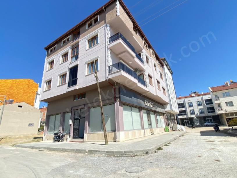 PERŞEMBE PAZARI YANINDA KİRALIK 3+1