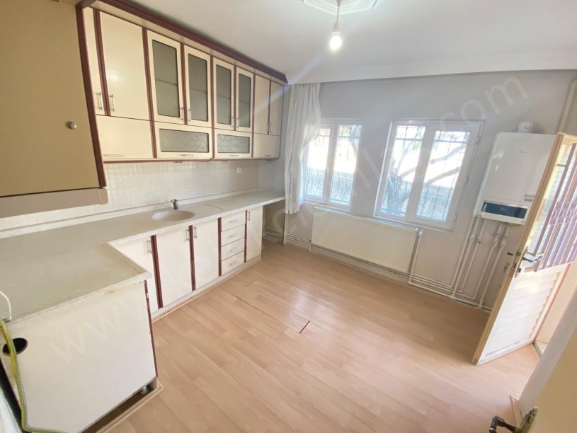 BAĞLARÜSTÜ MAHALESİNDE KİRALIK DAİRE