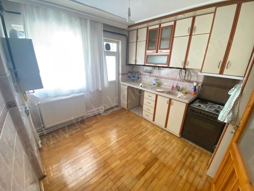 İMARET EVLERİNDE KİRALIK 3+1