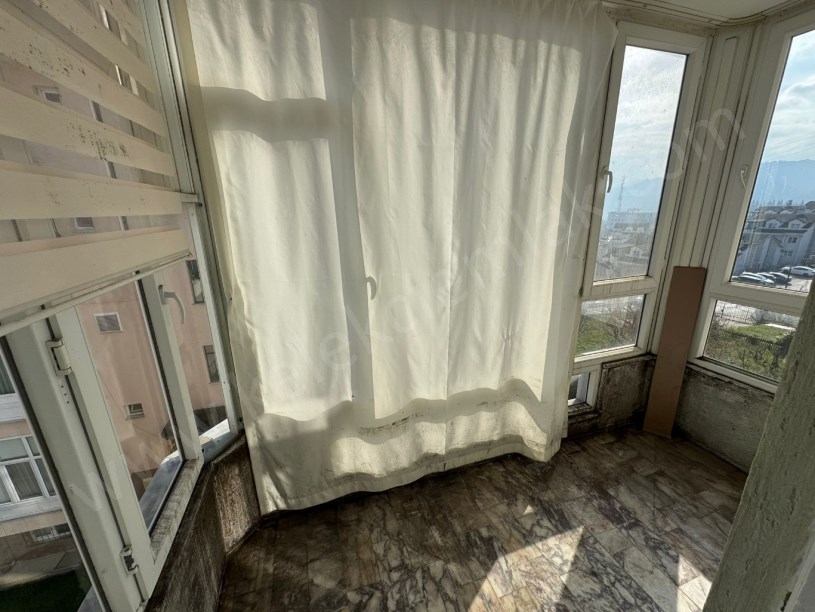 KOCAELİGÖLCÜKTE ARA KATTA 3+1 DAİRE