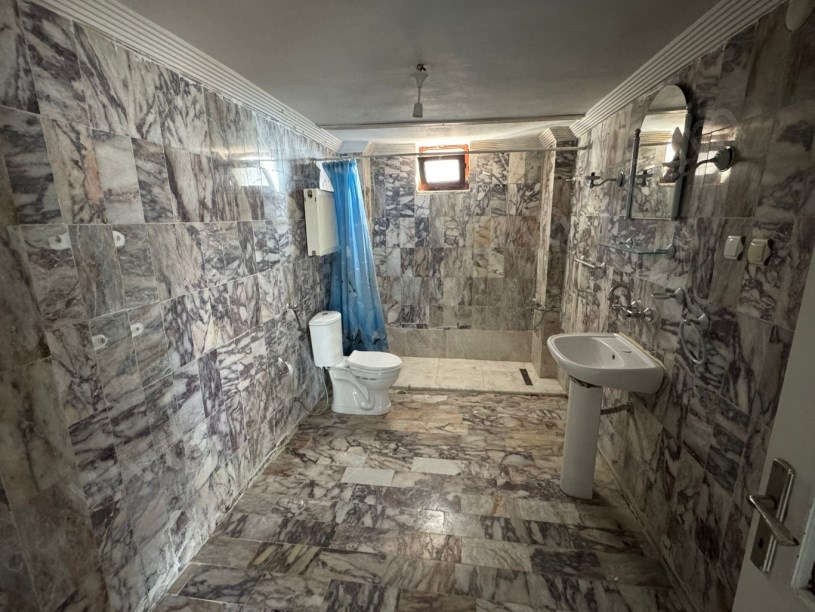 KOCAELİGÖLCÜKTE ARA KATTA 3+1 DAİRE