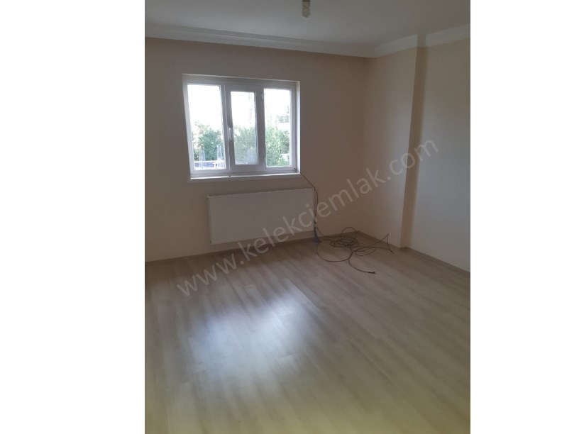 SELÇUKLU MAHALLESİ İSTASYON CADDESİNDE KİRALIK 3+1