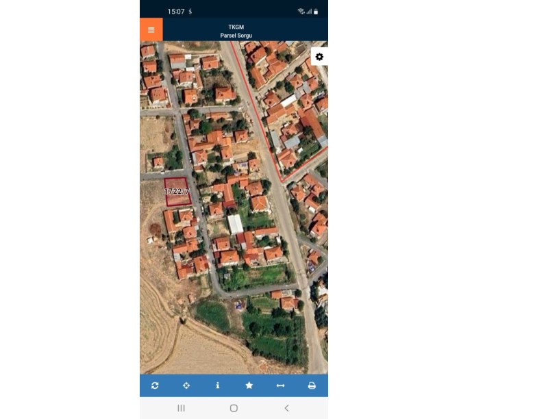 GÖLBAŞI MAHALESİNDE KÖŞE BAŞINDA ARSA