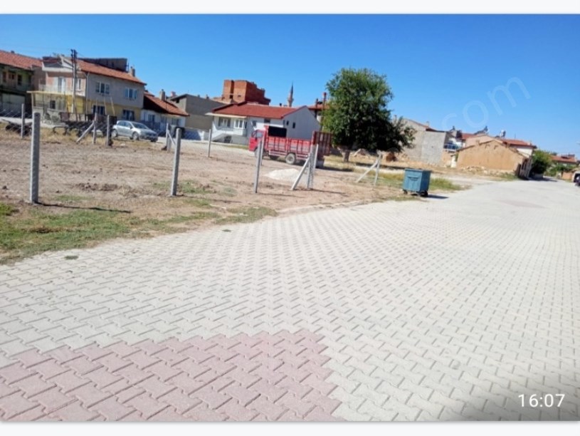 MESCİT MAHALLESİ HACILAR SOKAKTA ARSA