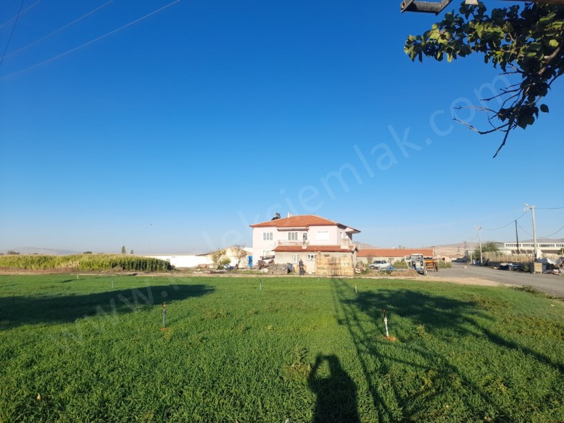 SELÇUKLUDA TİCARİ ARSA