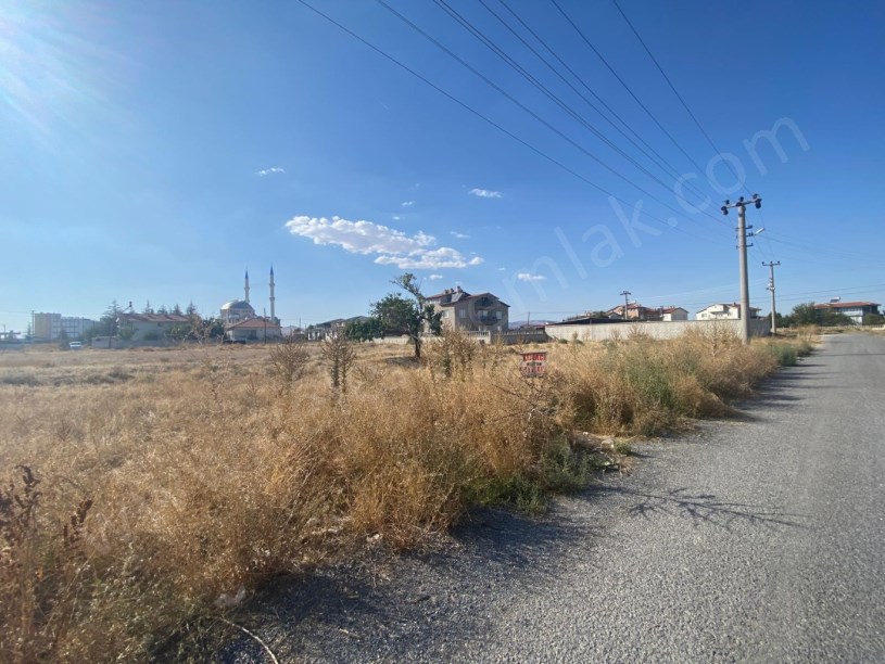 SELÇUKLU MAHALLESİNDE ARSA