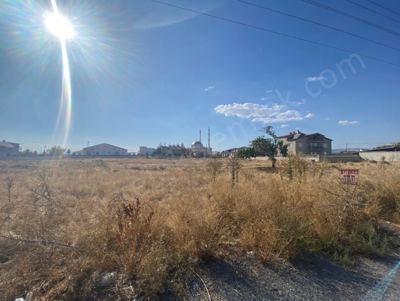 SELÇUKLU MAHALLESİNDE ARSA