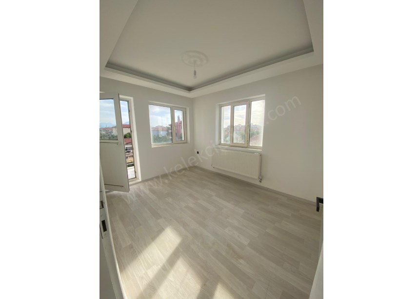 BADEMLİ MAHALLESİ KARAÇAY CADDESİNDE KİRALIK 3+1