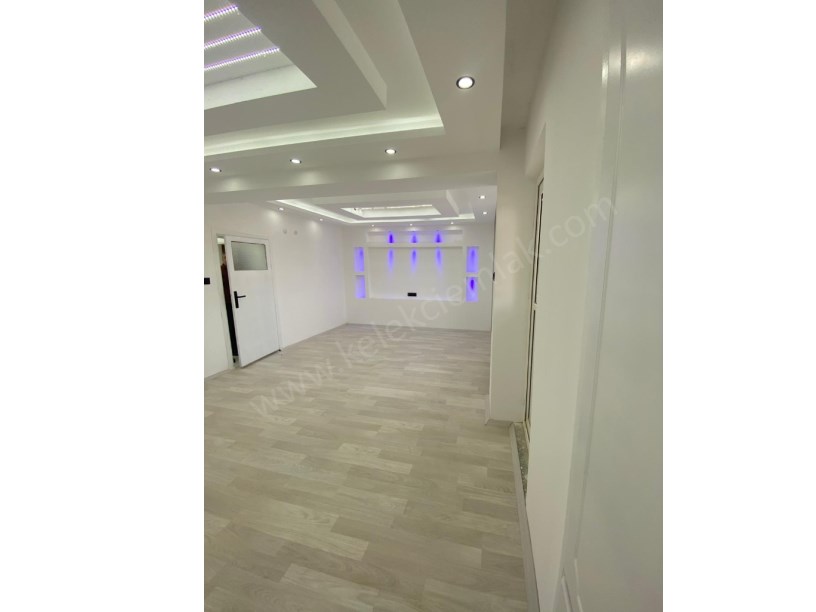 BADEMLİ MAHALLESİ KARAÇAY CADDESİNDE KİRALIK 3+1