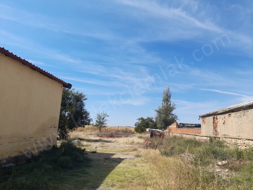 SELÇUKLU MAHALLESİNDE TİCARİ ARSALAR