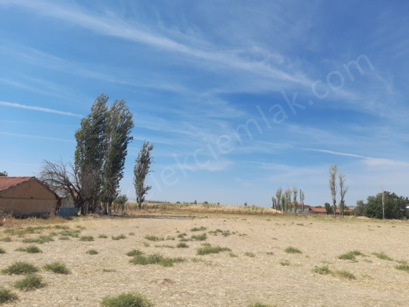 SELÇUKLU MAHALLESİNDE TİCARİ ARSALAR