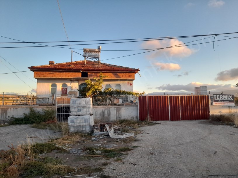 ALKOLOİD YOLUNDA MÜSTAKİL EV VE DEPO
