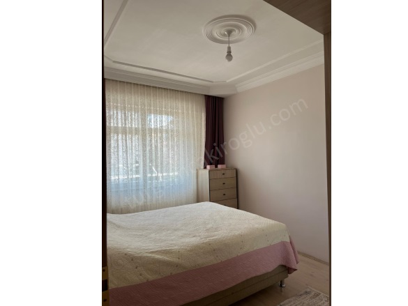 Esenyurt Melikgazi Satılık Daire |  5+1 Oda | 190M2 2.850.000Tl  Krediye Uygun  | 3. Kat | Kombi | 2 Banyo | 1 Yatak Odası Resim-2