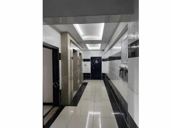 Esenyurt Büyük Menderes Cad Üzeri Satılık Daire Kombili 3+1 Melikgazi Battalgazi