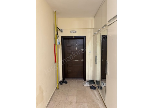 Esenyurt Melikgazi Satılık Daire |  3+1 Oda | 150M2 3.500.000Tl  Krediye Uygun  | 3. Kat | Merkezi Isınma | 1 Banyo | 1 Yatak Odası Resim-2