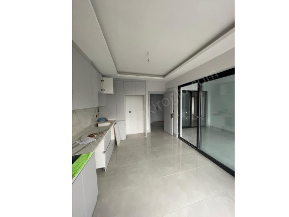 Tınaztepe Melikgazi Satılık Daire |  3+1 Oda | 175M2 3.400.000Tl  Krediye Uygun  | Zemin Kat | Merkezi Isınma | 2 Banyo | 1 Yatak Odası Resim-3