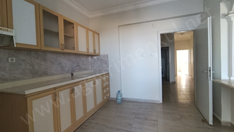 Tömük Erdemli Kiralık Daire |  2+1 Oda | 150M2 Aylık 17.500Tl | 7. Kat | 1 Banyo | 2 Yatak Odası Resim-2