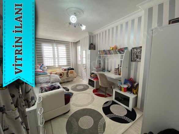 Menderes Mezitli Satılık Daire |  3+1 Oda | 170M2 3.850.000Tl | 6. Kat | Kombi | 1 Banyo | 3 Yatak Odası Resim-3