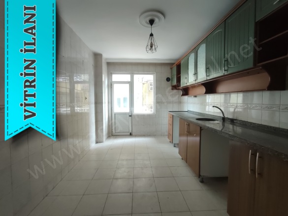 Gündoğdu Akdeniz Kiralık Daire |  3+1 Oda | 170M2 Aylık 25.000Tl | 1. Kat | 1 Banyo | 3 Yatak Odası Resim-4
