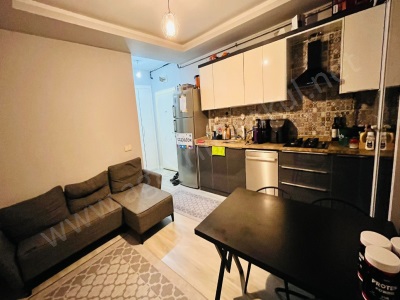 2+1 Site İçerisinde Geniş Teraslı Havuzlu Satılık Daire Yenişehir Çiftlikköy