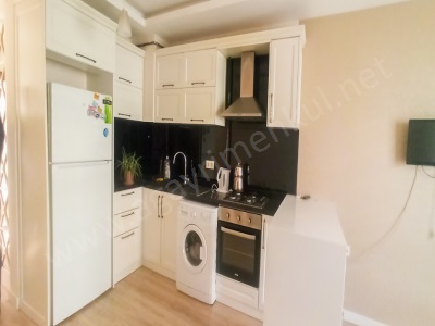 Üniversite Caddesi Lüks Havuzlu Sitede 1+1 Satılık Daire Yenişehir Çiftlikköy