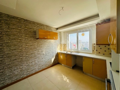 Çiftlikköyde Merkezi Konumlu Site İçi Havuzlu 3+1 Satılık Daire Yenişehir