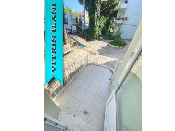 Eskifoça Foça Kiralık Daire |  3+1 Oda | 120M2 Aylık 40.000Tl | Zemin Kat | Klima | 1 Banyo | 3 Yatak Odası Resim-3