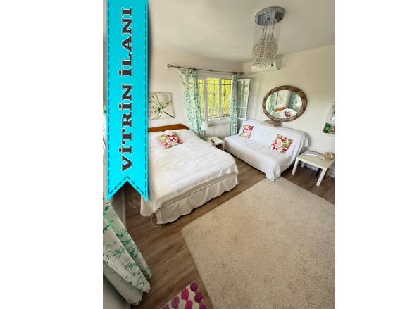 Eskifoça Foça Satılık Villa |  3+1 Oda | 200M2 23.400.000Tl | Dubleks | Klima | 2 Banyo | 3 Yatak Odası Resim-3