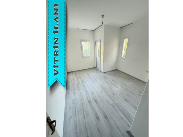 Eskifoça Foça Kiralık Daire |  3+1 Oda | 130M2 Aylık 45.000Tl | 1. Kat | Klima | 2 Banyo | 3 Yatak Odası Resim-2