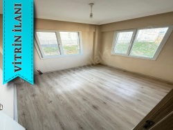 Foça Eskifoça Satılık Daire 2+1 80 M2 | 2. Kat | Klima | 1 Banyo | 2 Yatak Odası